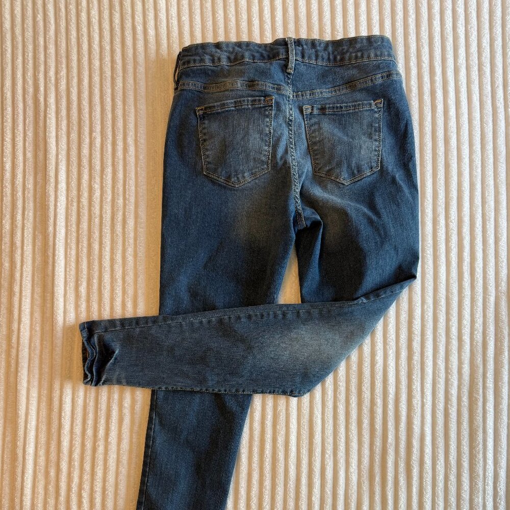 Old Navy Rockstar Jeans Skinny Mid-Rise Denim Color Jolene | Size 10 - Picture 6 of 9